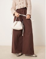 drawstring crossbody bag in off white