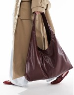 slouchy city bag in burgundy
