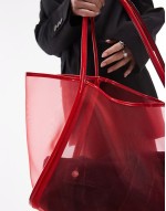 Sutton mesh shoulder bag in red