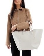 PASQ winged tote bag in stone