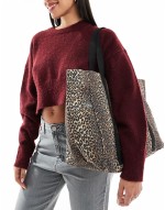 tote bag in leopard print